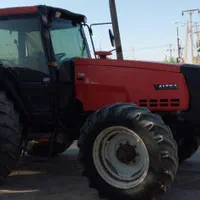 تراکتور والترا8400