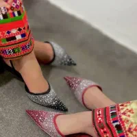 خانم هستم دنبال کار