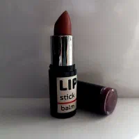 رژ لب ارگانیک رنگ گوشتی