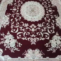 یک تخته ۹ متری و یک تخته ۶ متری زرشکی