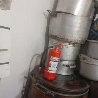 دیگ مسی قدیمی بزرگ معرف به دیگ امام حسینی|ظروف پختوپز|گنبکی, |دیوار