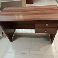 میز کار و کاناپه ۶ نفره و میز عمارات وسط|مبلمان خانگی و میز عسلی|تهران, شهرک صدرا|دیوار
