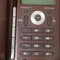 تلفن رو میزی