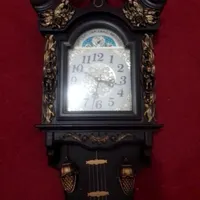 ساعت دیواری
