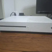 کنسول xbox one s تمیز و در حد نو