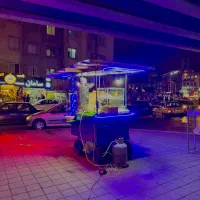 فروش گاری با میز صندلی ویترین|فروشگاه و مغازه|رشت, نامجو|دیوار