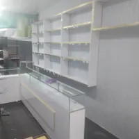 دکوراسیون تمام ام دی اف لبه طلایی در حد نو
