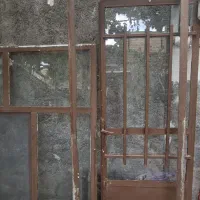 درب و پنجره اهنی در حد نو