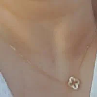 یک زنجیرو آویز طلاگم کردم