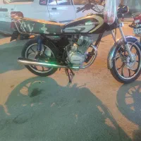 موتور سیکلت 200 زمرد کویر