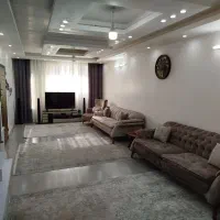 یک واحد مسکونی ۹۰ متری همراه با پارکینگ