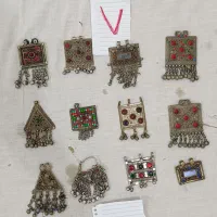 گردنبند های قدیمی|زیورآلات و اکسسوری|اردستان, |دیوار