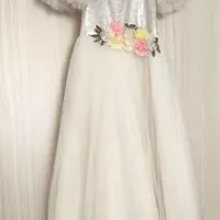 پیراهن دخترانه