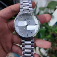 ساعت مچی مردانه لاروس ضد آب اصلی قدیمی موتور ژاپنی|ساعت|شیراز, فرودگاه شهید دستغیب شیراز|دیوار