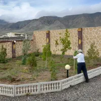 ویلا نقلی خواجه مرجان صوفیان با دوباب مغازه