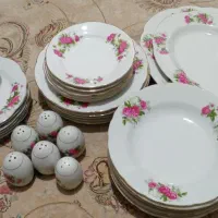 چینی گل سرخ قدیمی واصل