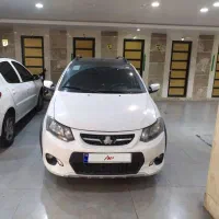 کوییک R سفید مشکی