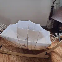 گهواره نوزاد ( نی نی لای لای)