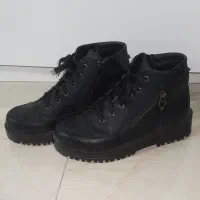 نیم بوت زیبا|کیف، کفش، کمربند|سنندج, |دیوار