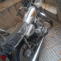 موتور سیکلت ۱۵۰ مزاید همه چیز نو در حد صفر