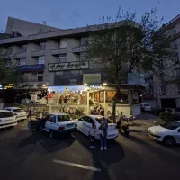 بستنی فروشی سی دا