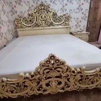 تخت خواب دو نفره و یک نفره و میز تلویزیون شیک