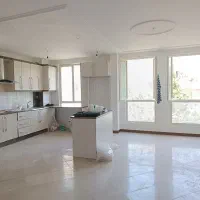 آپارتمان120متر قلهک کدویی/3خواب/نورگیرشمال و جنوب