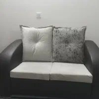 مبل راحتی در حد نو