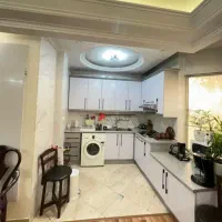 شریعتی بالاتر ازپلیس۷۳ متر دو خوابه پارکینگ انباری
