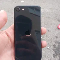 ایفون se2020|موبایل|اسلام‌شهر, مسکن مهر اسلاشهر (شهرک امام خمینی)|دیوار