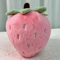 عروسک توت فرنگی