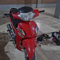 لاکی پیشرو