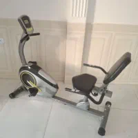 دوچرخه ثابت ورزشی مبله سالم تمیز