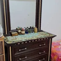 تخت و میز آرایش و بوفه