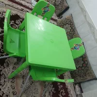 میز و صندلی