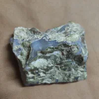 سنگ عقیق سلیمانی تراش نخورده