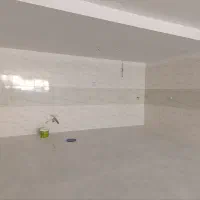 آپارتمان ۸۳ متری میدان دانشگاه