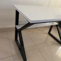 میز کامپیوتر دست دوم