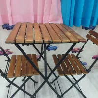 میز و صندلی