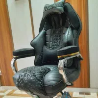 صندلی گیمینگ کف پف