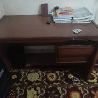 میز چوبی