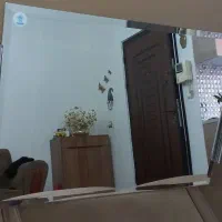 یک عدد آینه مدرن در حد نو