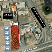 زمین چهاردیواری بَر جاده