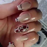 انجام خدمات ناخن با بهترین متریال روز خیابان جی|خدمات آرایشگری و زیبایی|اصفهان, شهید رجایی|دیوار