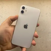 اپل iPhone 11 با حافظهٔ ۱۲۸ گیگابایت