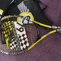 یک جفت راکت اصلی تنیس و اسکواش