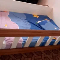 تخت و میز نهار خوری بچه