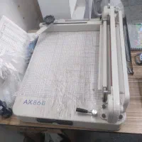 کاتر برش برگه و کتاب