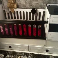 تخت و کمد بچه