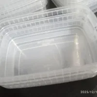 ظرف پلاستیکی فریزر ویخچال و....‌قابل استفاده